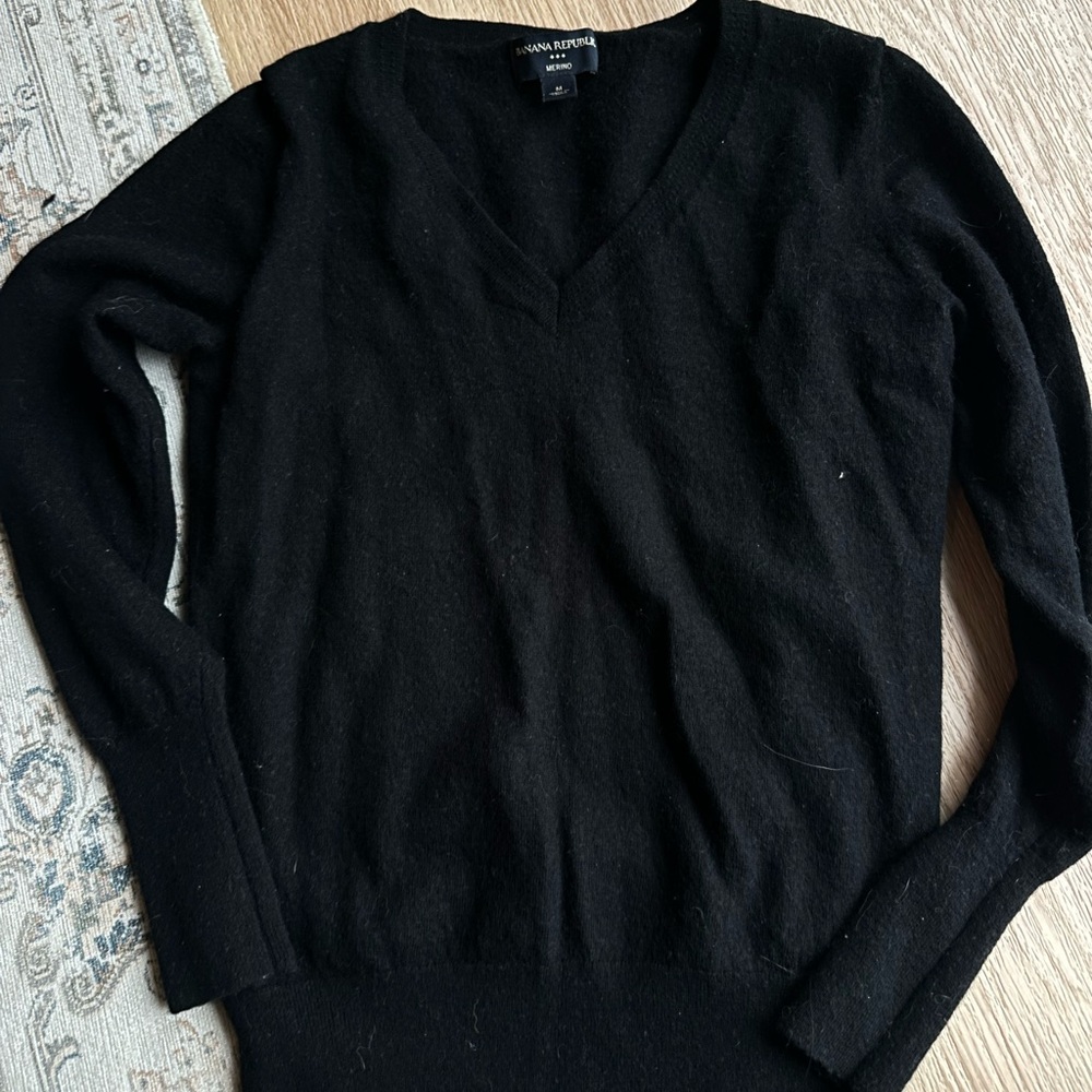 Banana Republic Black Merino Wool Men's Sweater